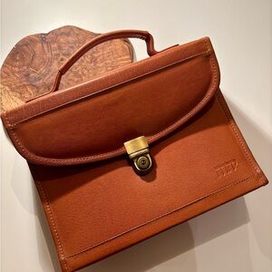 Vintage Brown vegan Leather Bible Case – Hebrew Embossed Detail